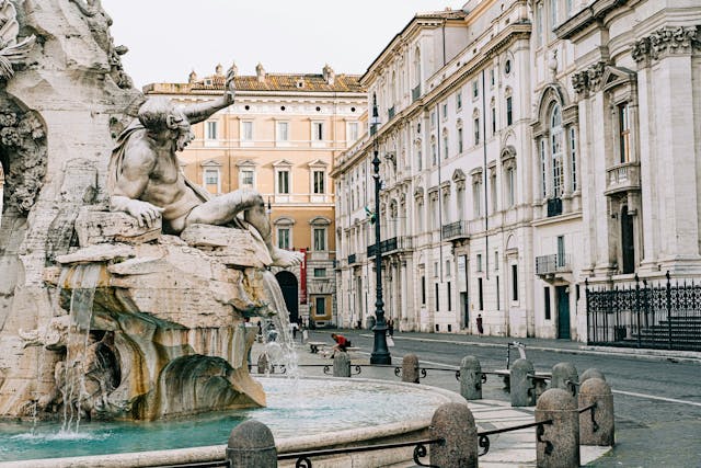 Trevi Fountain, Spanish Steps, Pantheon and Piazza Navona Private Tour